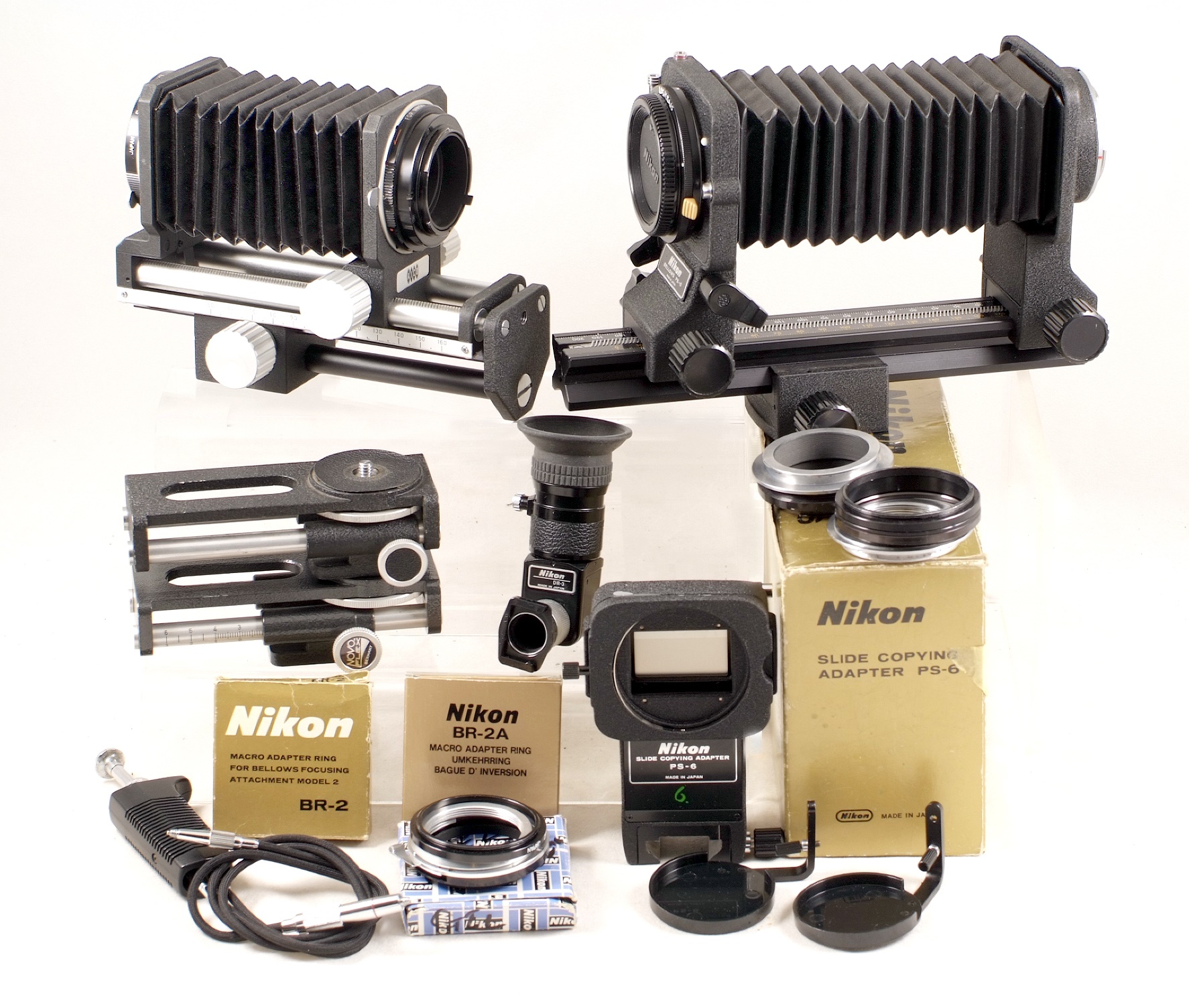 agenda page Red Lot 455 - Nikon PB-6 & Other Bellows Units