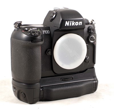 Lot 452 - Nikon F100 Film Camera Body