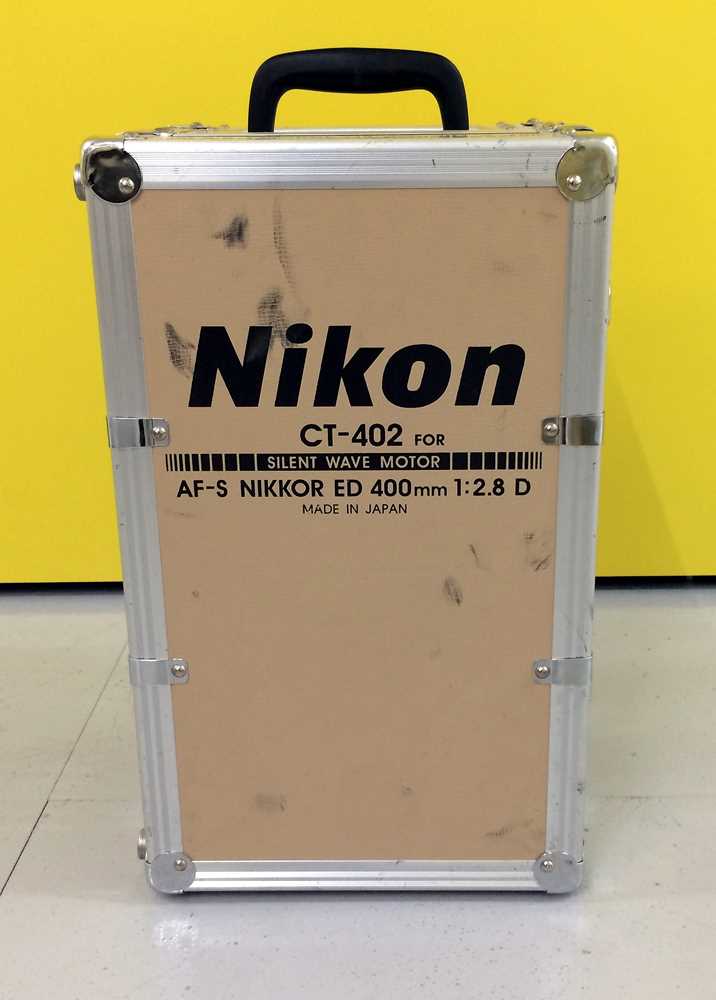 Lot 449 - Nikon CT-402 Heavy Duty Lens Trunk for Nikkor AF-S ED 400mm f2.8 D Lens