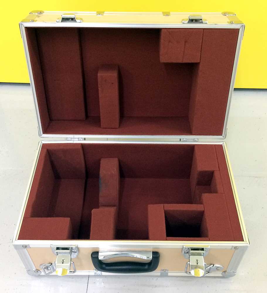 Lot 449 Nikon CT402 Heavy Duty Lens Trunk for