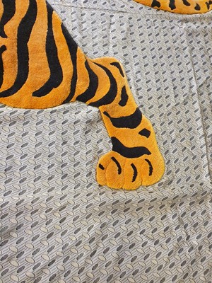 Lot 459 - A LARGE 'TIGER' TEXTILE.