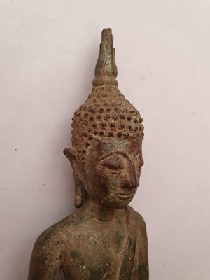 Lot 744 - A SOUTHEAST ASIAN BRONZE FIGURE OF BUDDHA SAKYAMUNI.