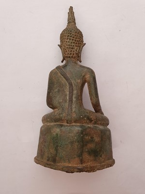 Lot 744 - A SOUTHEAST ASIAN BRONZE FIGURE OF BUDDHA SAKYAMUNI.