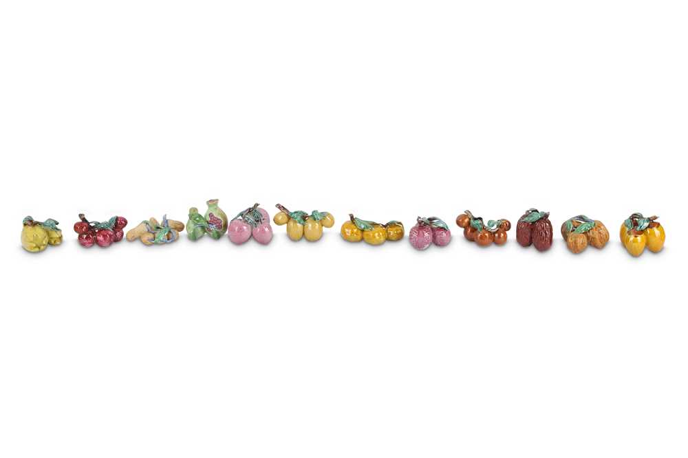 Lot 684 - A SET OF CHINESE FAMILLE ROSE MODELS OF FRUIT.