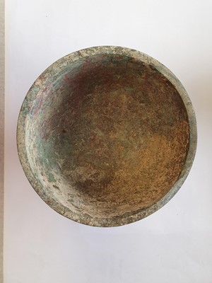 Lot 480 - A CHINESE BRONZE ARCHAISTIC RITUAL VESSEL.