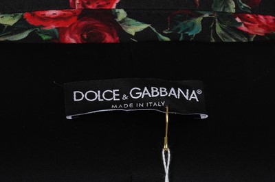 Lot 659 - Dolce & Gabbana Rose Print Trouser Suit - Size 40
