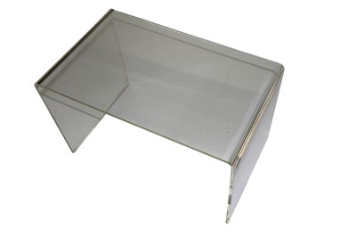 Lot 727 - A PAIR OF PERSPEX ACRYLIC OCCASIONAL LOW TABLES