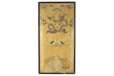 Lot 275 - A CHINESE SILK 'DRAGON' CHAIR COVER.
