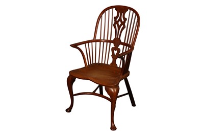 Lot 28 - AN ELM AND YEW WINDSOR CHAIR BY H. ERNEST GOODCHILD