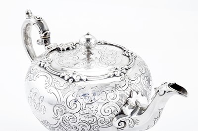Lot 339 - A Victorian Scottish sterling silver teapot, Edinburgh 1855 by James McKay