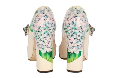 Lot 611 - Dolce & Gabbana Cream Hydrangea Print Mary Jane - Size 36