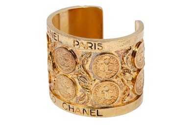 Lot 318 - Chanel CC Logo Medallion Cuff Bracelet