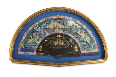 Lot 592 - λ A CHINESE CANTON PAPER FAN.