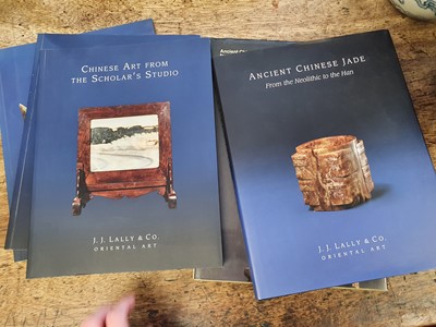 Lot 718 - A SMALL COLLECTION OF CHINESE ART CATALOGUES.