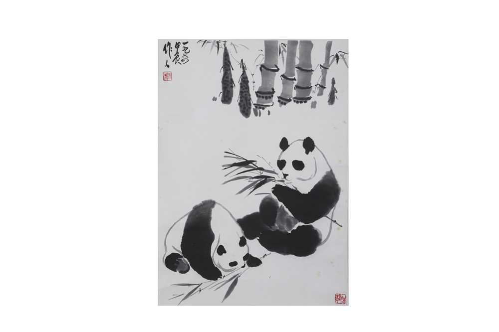 Lot 212 - A RONG BAO ZHAI PRINT DEPICTING A PANDA.