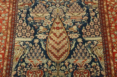 Lot 42 - A FINE KASHAN RUG, CENTRAL PERSIA