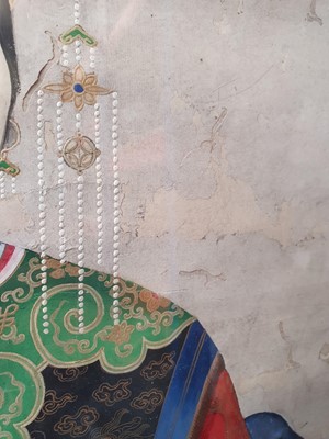 Lot 316 - A LARGE CHINESE PORTRAIT OF A COURTESAN.