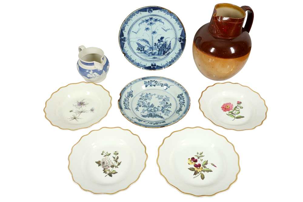 Lot 241 - FOUR ENGLISH PORCELAIN  DISHES, 19TH CENTURY