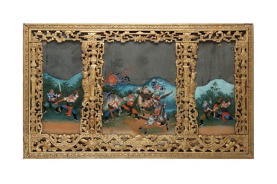 Lot 445 - A CHINESE REVERSE GLASS PAINTING.