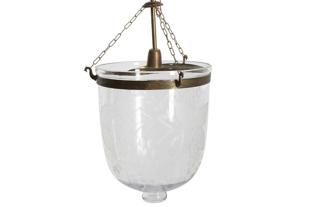 Lot 76 - A GLASS AND METAL HUNDI LAMP, 20TH CENTURY