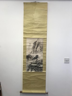 Lot 228 - HUANG ZIYUE; LI KAI.