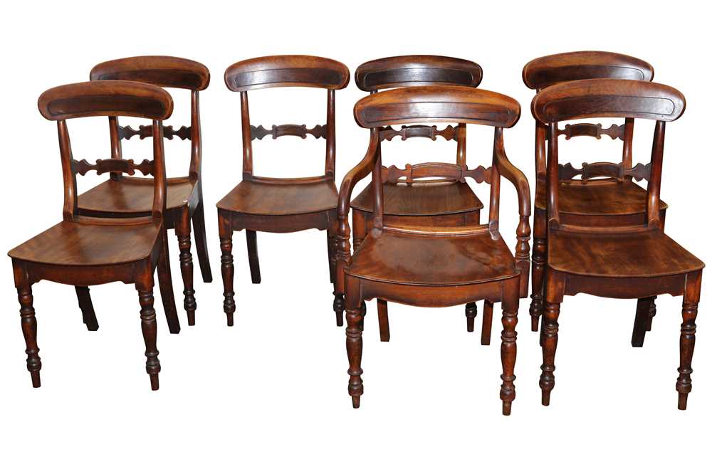 Lot 512 - A SET OF SEVEN MAHOGANY AND ROSEWOOD DINING CHAIRS, LATE 18TH/EARLY 19TH CENTURY