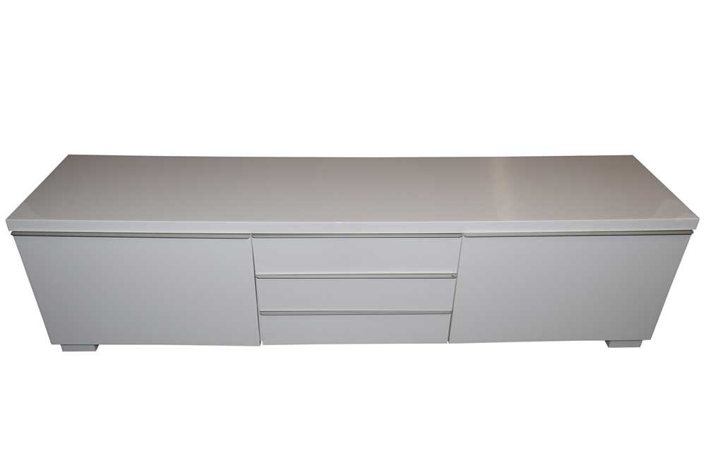 Lot 736 - A CONTEMPORARY LOW SIDEBOARD