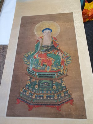 Lot 232 - A CHINESE HANGING SCROLL PAINTING OF A BUDDHA.