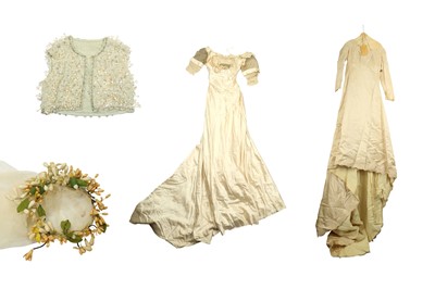 Lot 213 - A COLLECTION OF VINTAGE DRESSES