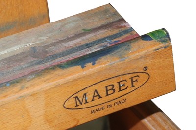 Lot 715 - A CONTEMPORARY MABEF ITALIAN BEECH ARTIST'S M/04 STUDIO EASEL