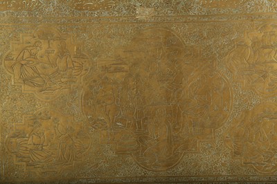 Lot 252 - A LARGE ENGRAVED BRASS TRAY WITH FIGURAL DECORATION