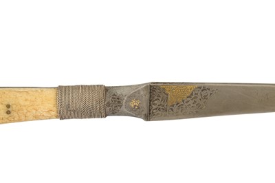 Lot 135 - λ A GOLD-INLAID SAFAVID KARD DAGGER WITH MARINE IVORY HILT