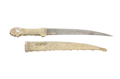 Lot 140 - AN OTTOMAN CORAL-SET DAGGER