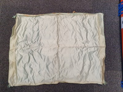 Lot 724 - A CHINESE EMBROIDERED SILK CUSHION COVER.