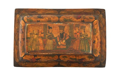 Lot 112 - A LACQUERED PAPIER-MÂCHÉ LIDDED BOX WITH HUNTING SCENES