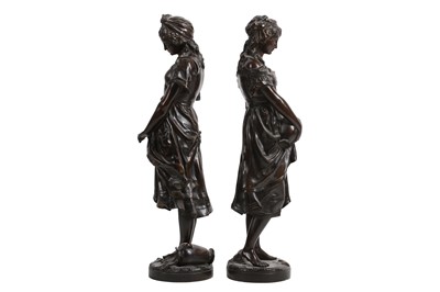 Lot 146 - JEAN BAPTISE GERMAIN (FRENCH, 1841-1910): A PAIR OF BRONZE FIGURES OF PEASANT GIRLS