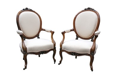 Lot 17 - A PAIR OF MID-VICTORIAN ROSEWOOD SALON CHAIRS, CIRCA 1860