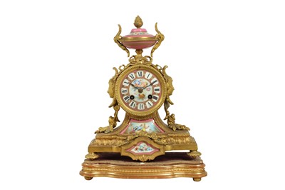Lot 191 - A LATE 19TH CENTURY FRENCH GILT BRONZE AND PORCELAIN MANTEL CLOCK