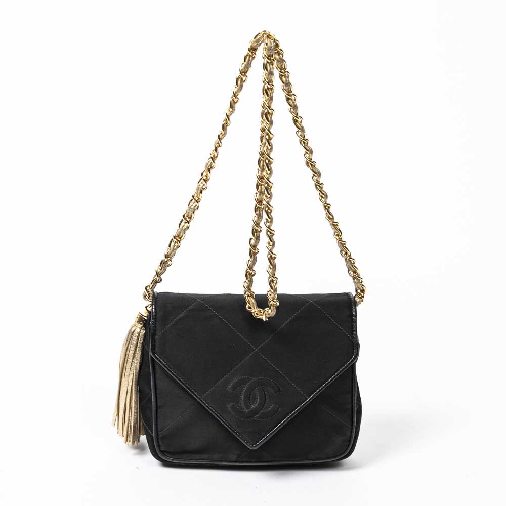 Lot 271 - Chanel Black Tassel Chain Shoulder Bag