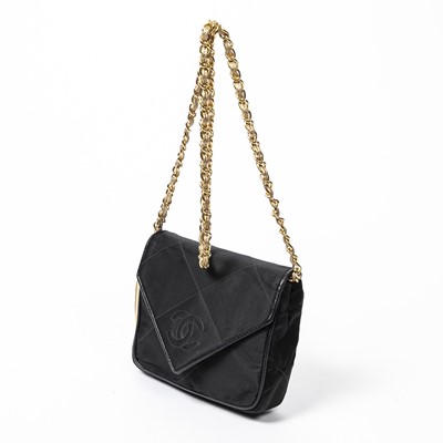 Lot 271 - Chanel Black Tassel Chain Shoulder Bag