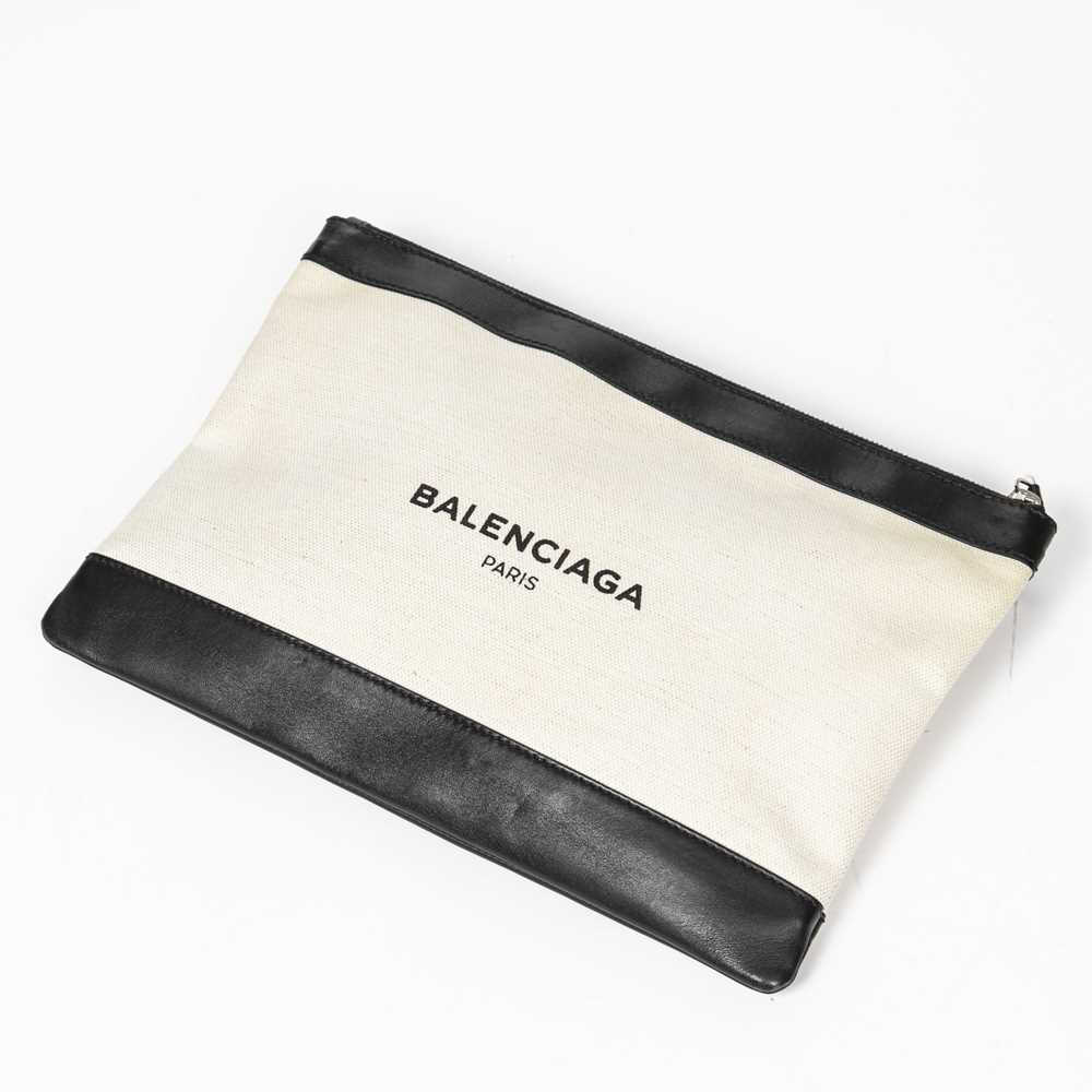 Lot 295 - Balenciaga Cream Clip Clutch Pouch