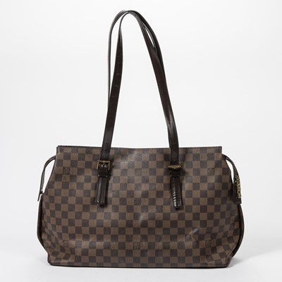 Lot 240 - Louis Vuitton Damier Ebene Chelsea Shoulder Bag