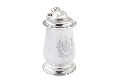 Lot 432 - A George III sterling silver tankard, London 1783 by Thomas and Richard Payne (reg.  30th Oct 1777)