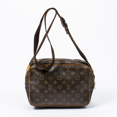 Lot 193 - Louis Vuitton Monogram Reporter PM