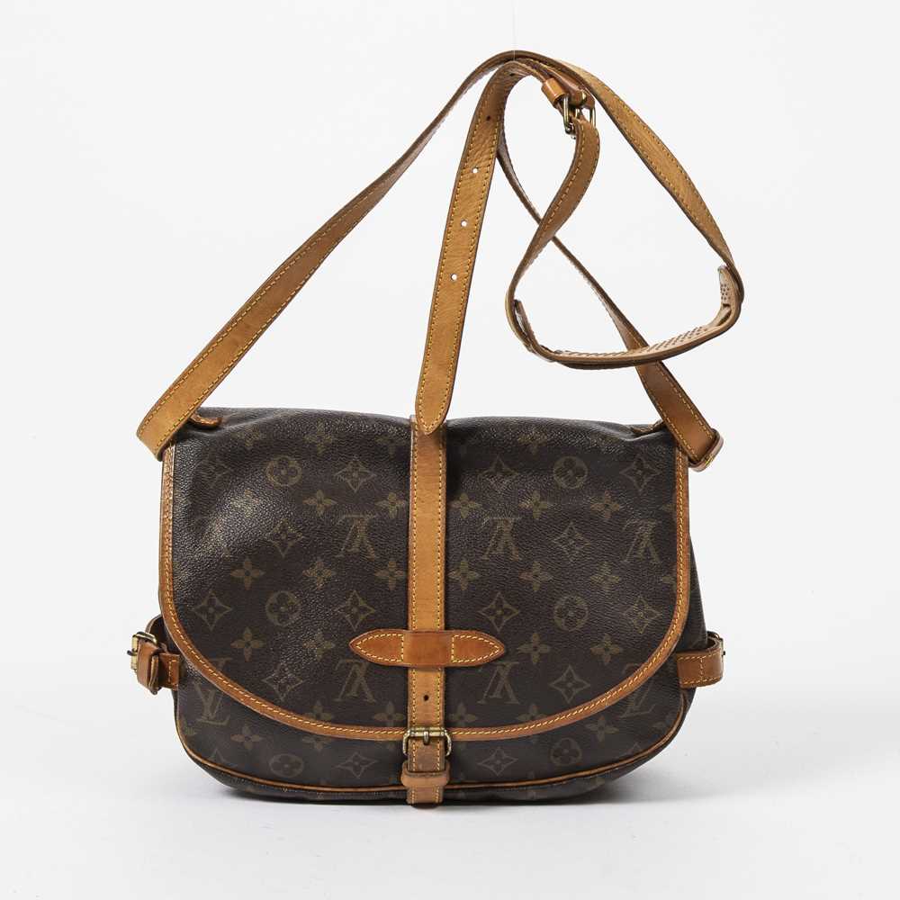 Sold at Auction: Louis Vuitton, LOUIS VUITTON VINTAGE shoulder bag SAUMUR.