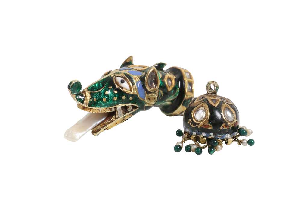 Lot 78 - AN INDIAN ENAMELLED AND PEARL MOUNTED DRAGON PENDANT, PROBABLY LATE 19TH / EARLY 20TH CENTURY