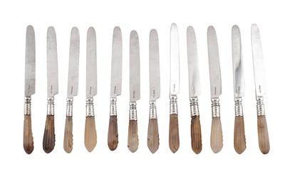 Lot 240 - A set of twelve George III sterling silver bladed agate handled dessert knives, London 1813 by Moses Brent