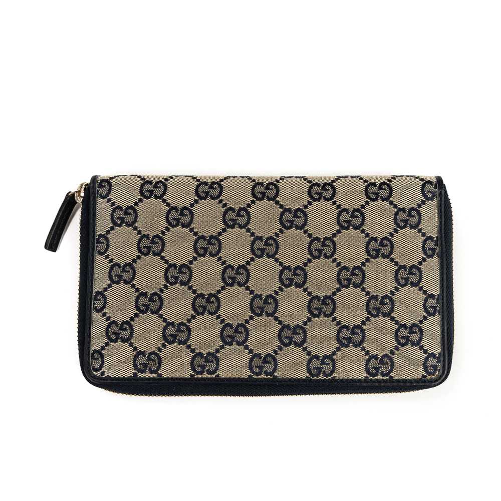 Lot 261 Gucci Beige Monogram Zipper Card Holder