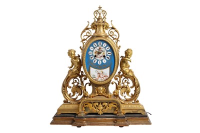 Lot 189 - A 19TH CENTURY FRENCH GILT BRONZE AND PORCELAIN MANTEL CLOCK