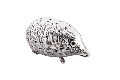 Lot 31 - An Edwardian sterling silver novelty pin cushion, Birmingham 1905 by Levi and Salaman